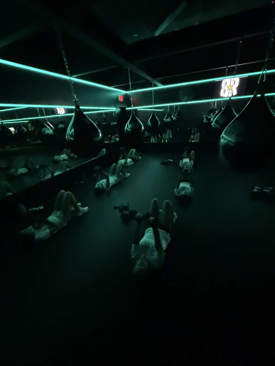 Started our off season with an incredible workout with <a href="/lucythrasher13/">lucy thrasher</a> at @battlerepublic! Great way to start things with this group! Looking forward to our fall training and getting this journey going! #TrustTheProcess