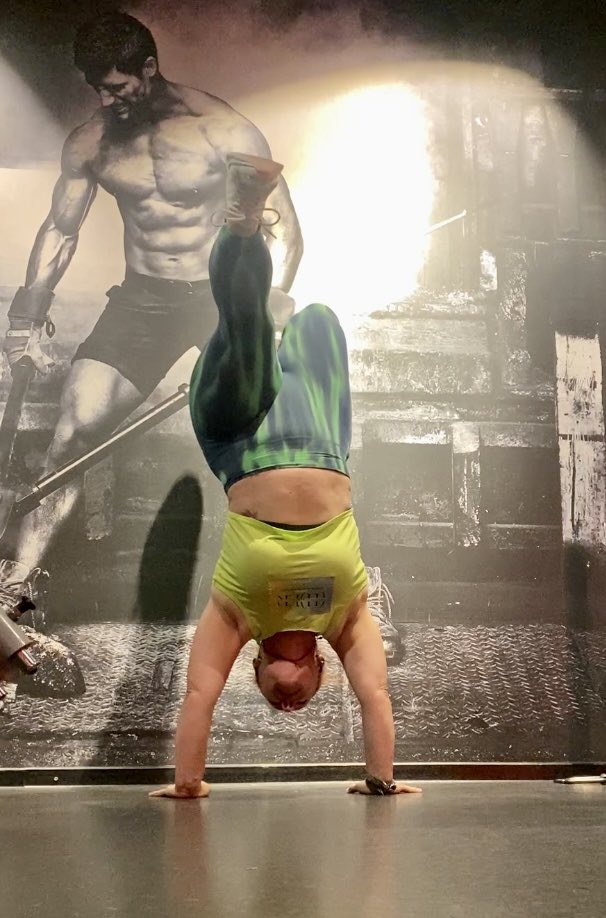 Angel M. Schwabe tweet media