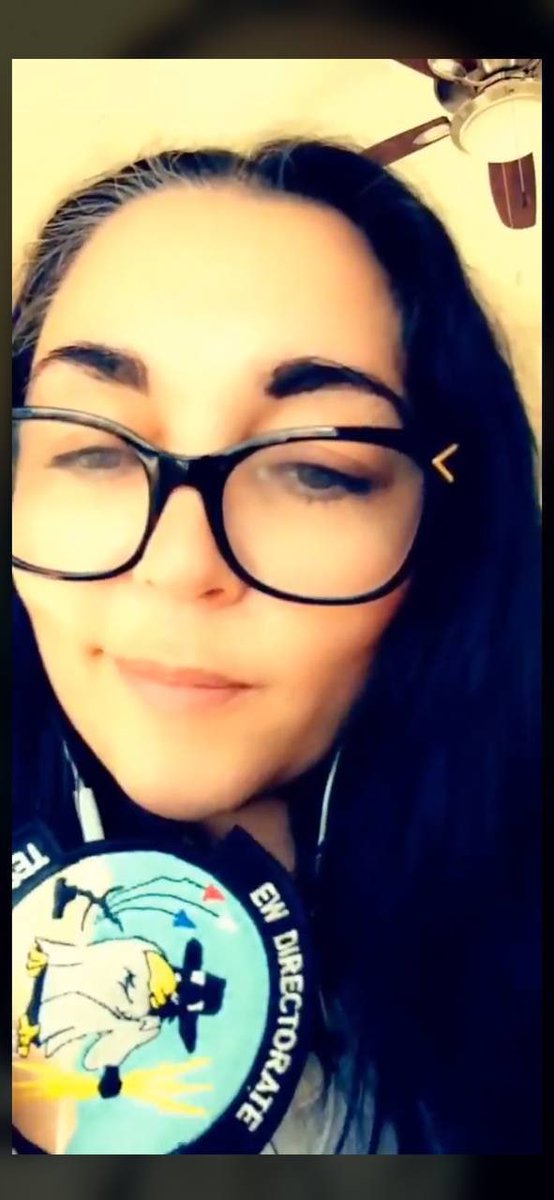 FLgal726's tweet image. #LaceyDrive(s) ? #LaCieDrive(s) ?
@idontexistTore 
Source: ToreSays Telegram 💅