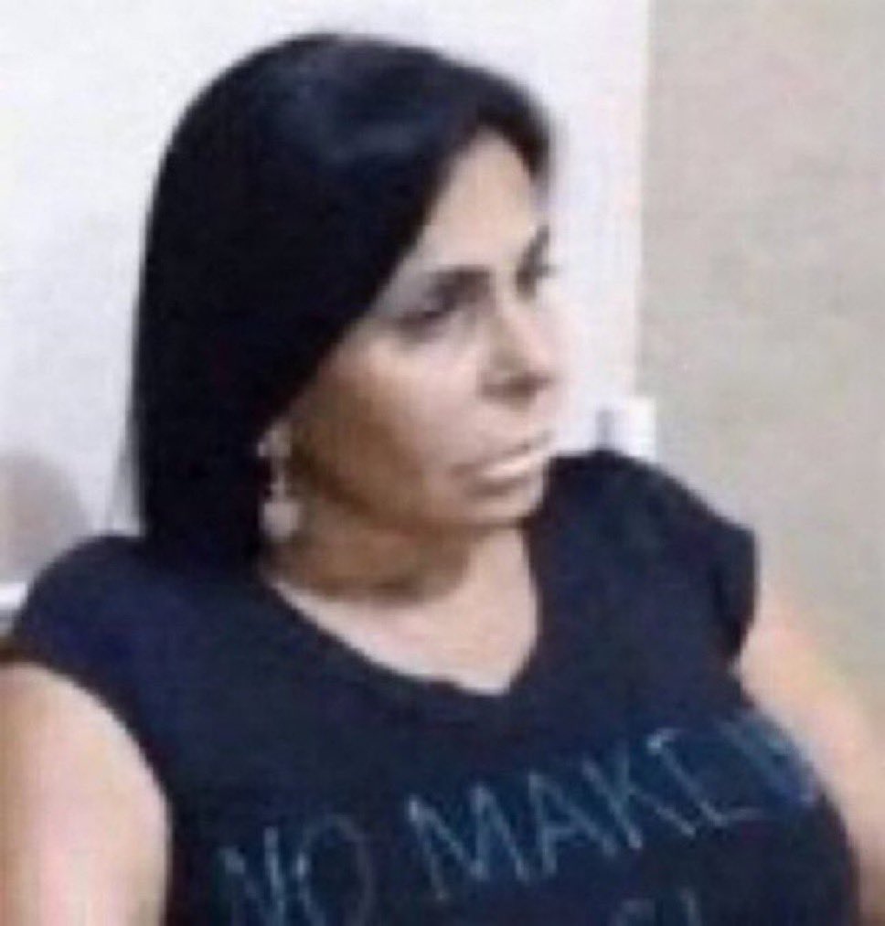 eu queria saber o pq das fãs da nicole sempre se meterem nas coisas q envolvem o GABRIEL,  isso não é sobre a preferida d vocês não. da um tempo tbm, q saco.