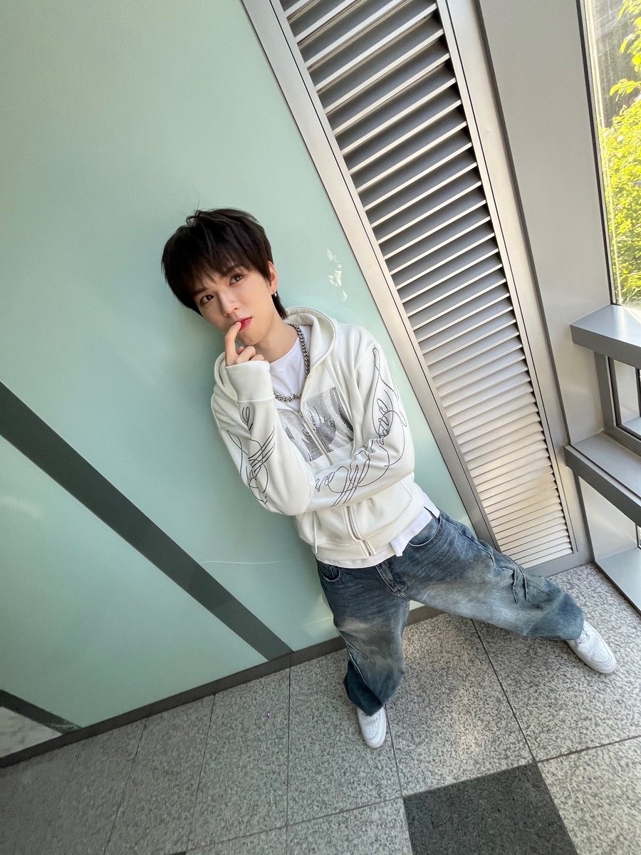 Thanks for always dieting (and cheating those diets) with me 😝. You’re always pushing me to be better and I really appreciate that.