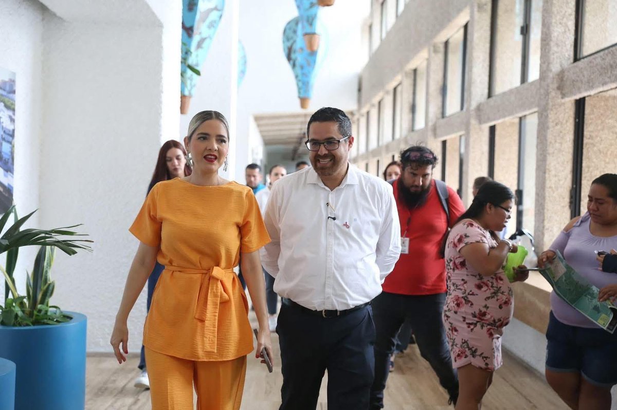 🚂💙 ¡El Dr. Vagón llegó a Mazatlán! 

Gracias a la gestión de la Presidenta Estrella Palacios  y al apoyo de la Fundación Grupo México, desde hoy y hasta el sábado se entregarán 500 fichas diarias para consultas y servicios médicos totalmente gratuitos en la estación del tren…