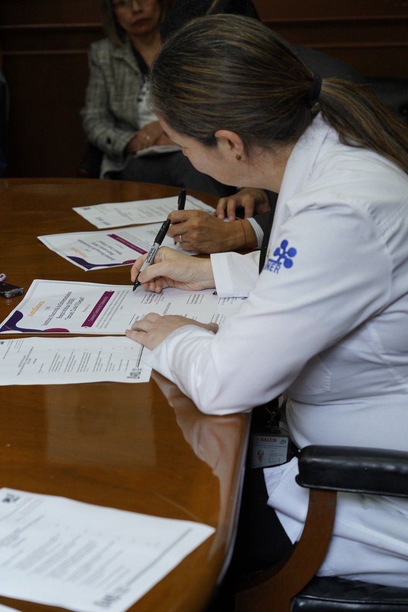 Major milestone in Mexico’s fight vs lung cancer: INER integrates AI to boost early detection through DETECAP &amp; Nodule Clinic. Grateful to INER leadership &amp; AstraZeneca for driving innovation. Next step: strong primary care networks. #LungCancer #AI #AstraZeneca