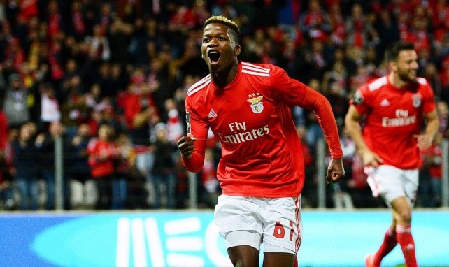 Florentino Luis 🇵🇹 dans le viseur de l’OM 👀
 L’entourage du joueur : « Il est heureux à Benfica, mais il ne ferme la porte à aucun club. »
#TeamOM #Mercato