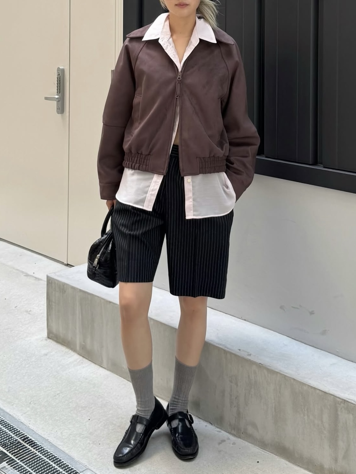 【売れました】moussy(マウジー)
ショート丈ニットカーディガン MOUSSY（マウジー）MOUSSY VINTAGE STRETCH JEANS誕生！ | 株式