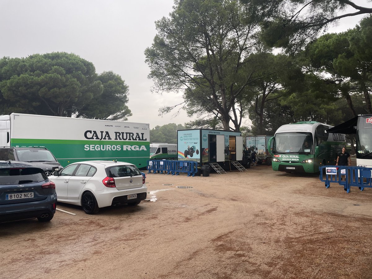 e_sagrera's tweet image. Quina remenamenta que porta això de les bicicletes, marededéu.
#Pals