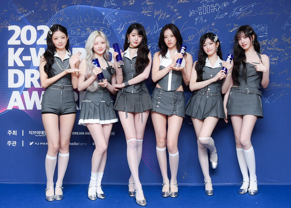K-WORLD DREAM AWARDS tweet media