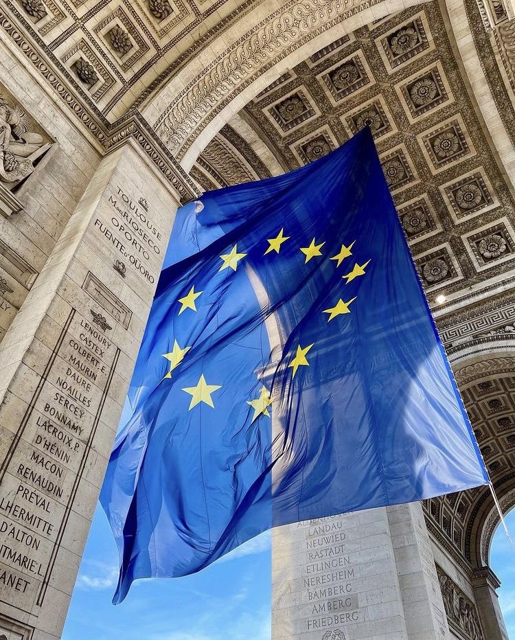 Frid45's tweet image. Federalize now. 🇪🇺