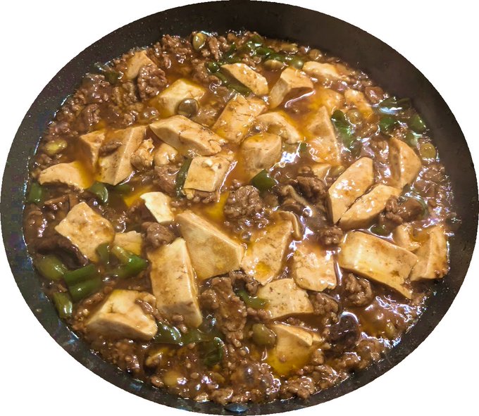 作った麻婆豆腐がこちら。平行四辺形に切った豆腐がおしゃれ。 