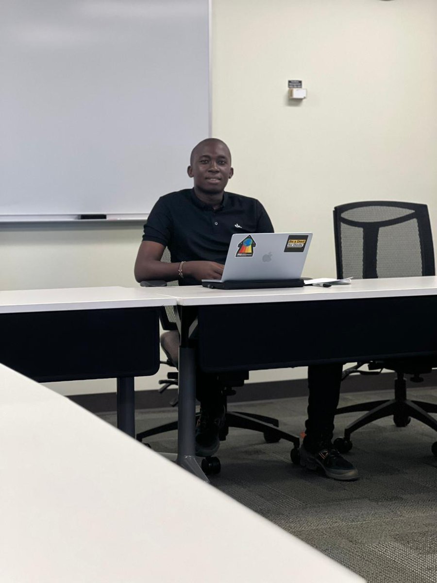 olilasteven7's tweet image. Attending the CRISES – Technology for Good Workshop at ASU. Powerful conversations on how AI can bridge (or widen) gaps in global development, from rural–urban divides to healthcare access for displaced communities. 🌍🤝 #TechForGood #AI4Development #DigitalInclusion