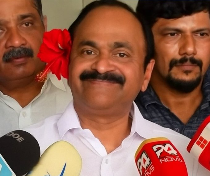 സതീശാൻഞ്ചി ഒരു അപാരത ഉഫ്ഫ് 🔥🔥

എന്ന ബോംബാരുന്നു 💣💣💣