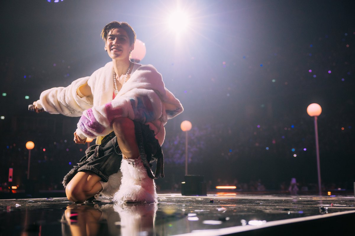 ของต้องมี !!! แฟน ๆ "พีพี กฤษฏ์" รีบจับจอง! 
“PP Krit My Pleasure Photobook” 
รวมทุกโมเมนต์สุดประทับใจจากคอนเสิร์ตเดี่ยวครั้งแรก
#PPKritMyPleasurePhotobook

#PPKritEntertainment #PPKritt

เปิดให้พรีออเดอร์แล้ว สำหรับ  “PP Krit My Pleasure Photobook”