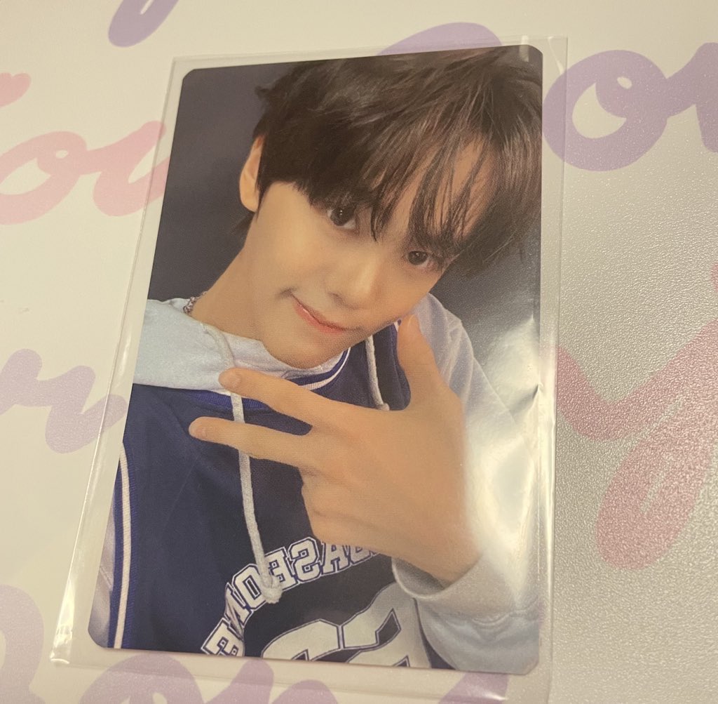 zerobaseone zb1 ゼベワン　交換　トレカ　
kcon オンライン　6000円トレカ

譲　ギュビン

求　ゴヌク

📍郵送希望