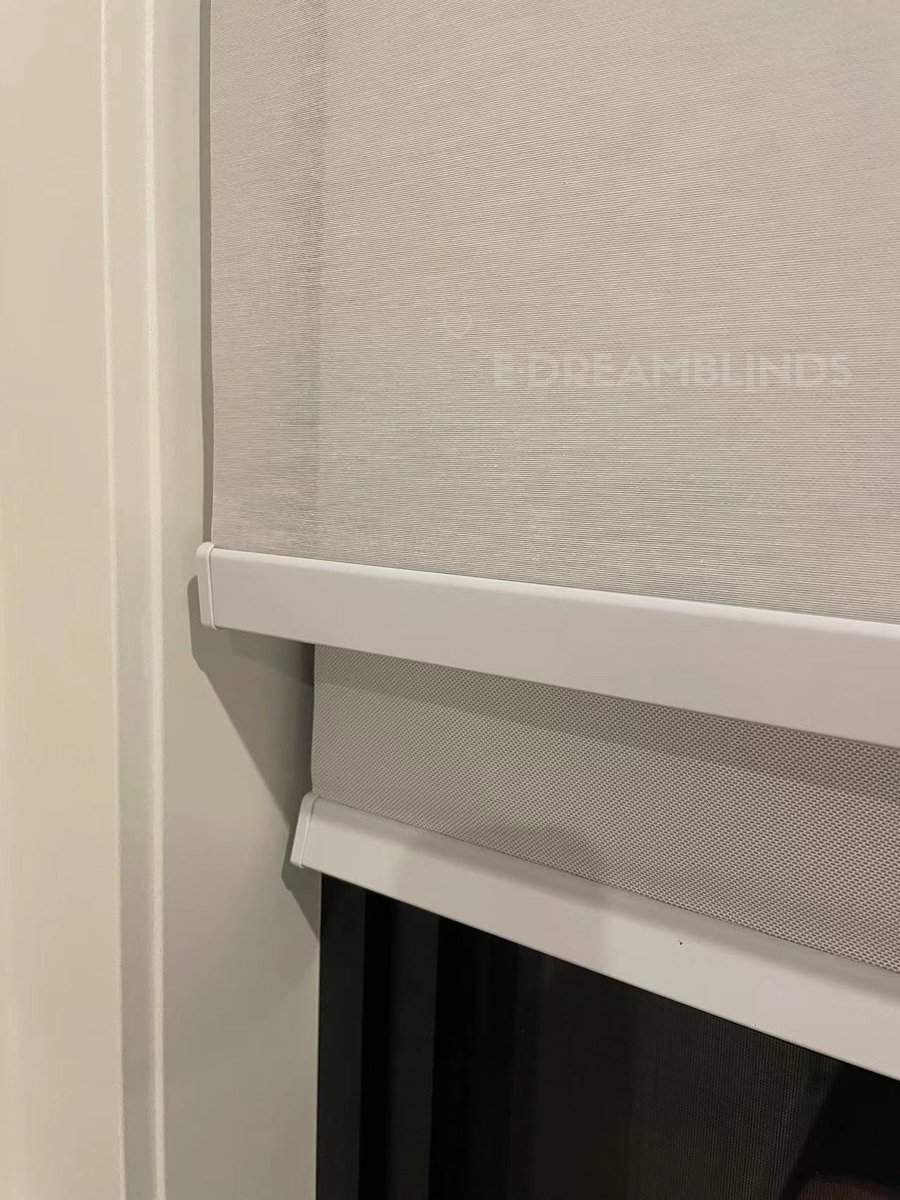 Dorahan2014's tweet image. # Roller Blinds: Easy Style, Hassle-Free Control ✨   Block harsh sun, filter soft light, or wipe away spills—they’re tough, versatile, and fit any decor.    No fuss, just perfect windows. 🪟 
 #RollerBlinds #HomeEssentials #PracticalStyle