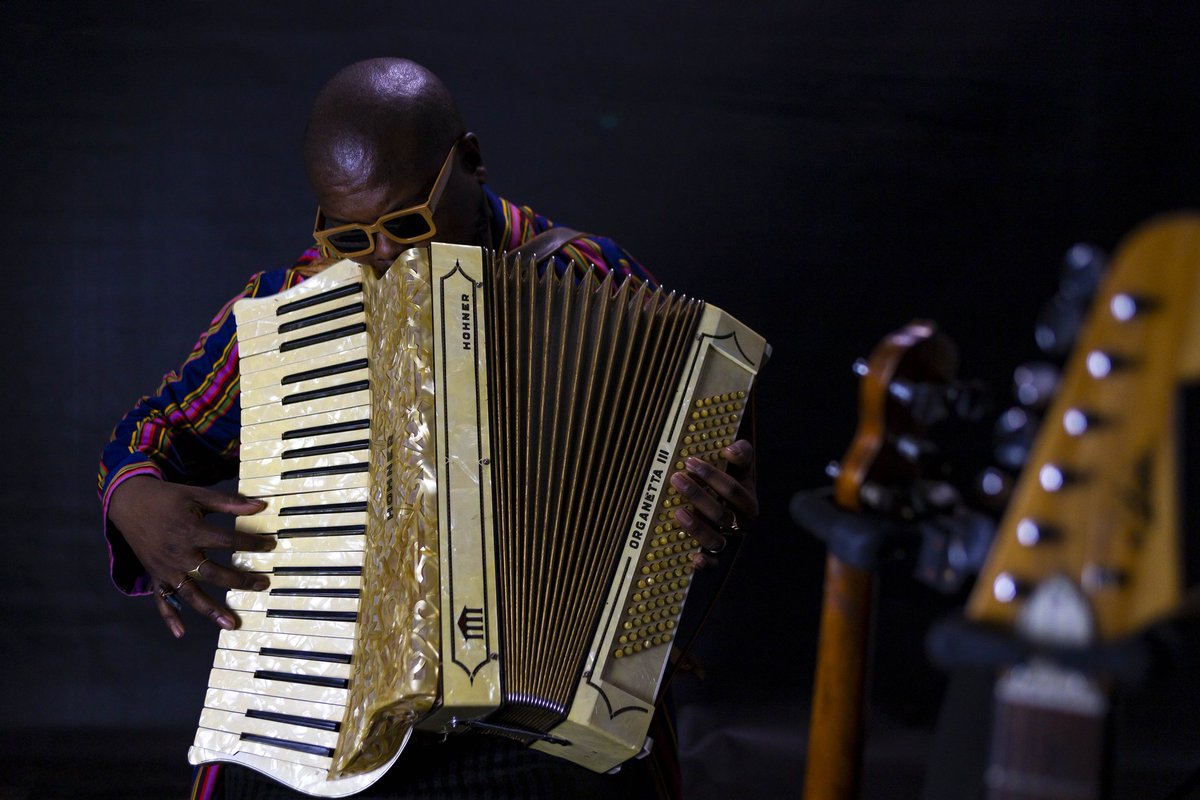 TshepangRamoba's tweet image. Greetings! My new single "Seboka" is coming out on September 5, 2025.

Please pre-save it here: ditto.fm/seboka

Your support means everything. 🙏🏾

#seboka #NewMusicAlert
#newrelease #newsingle

Tshepang Ramoba 
Thobela! 🕯️