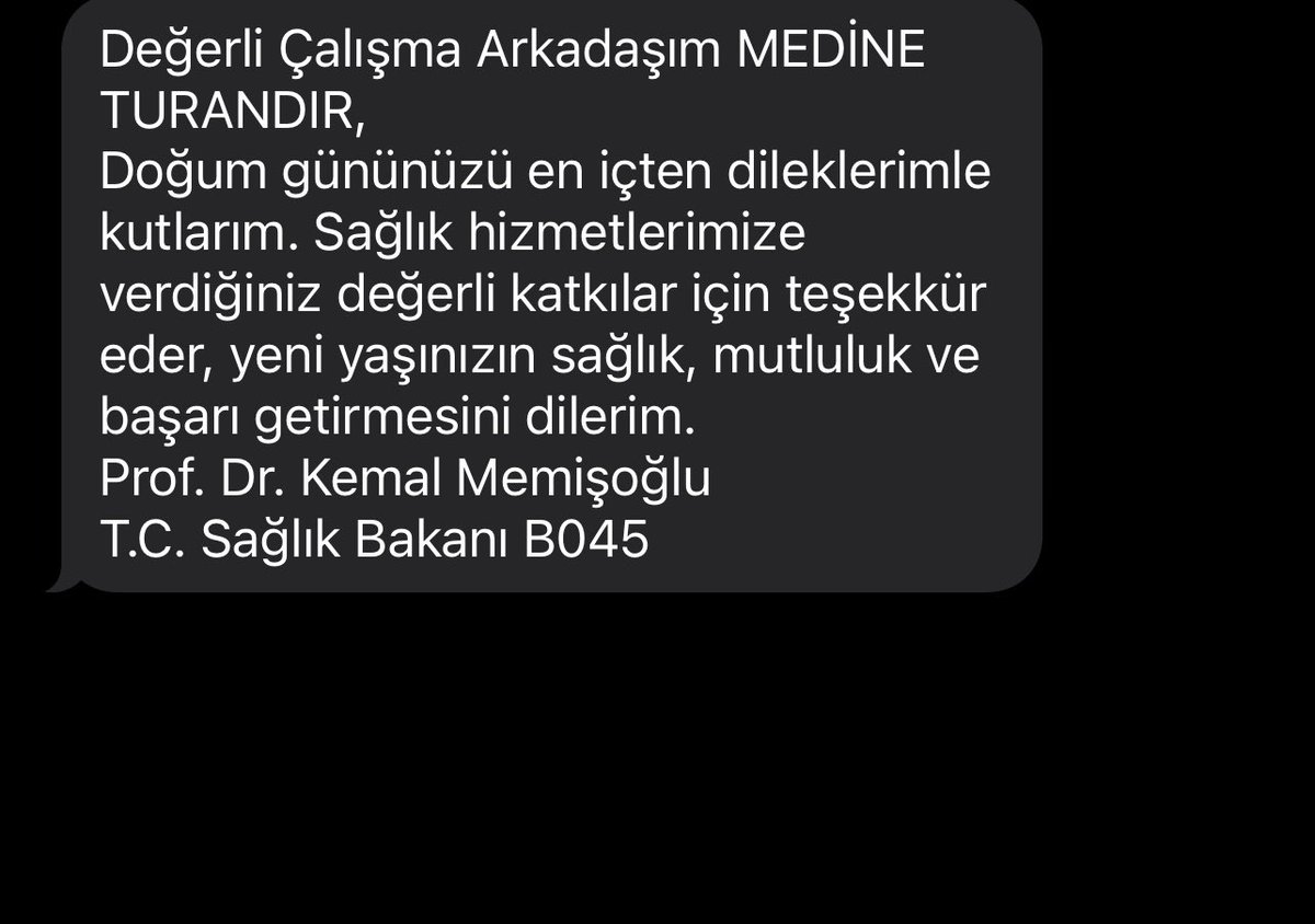 Bakanım da bakanım😂