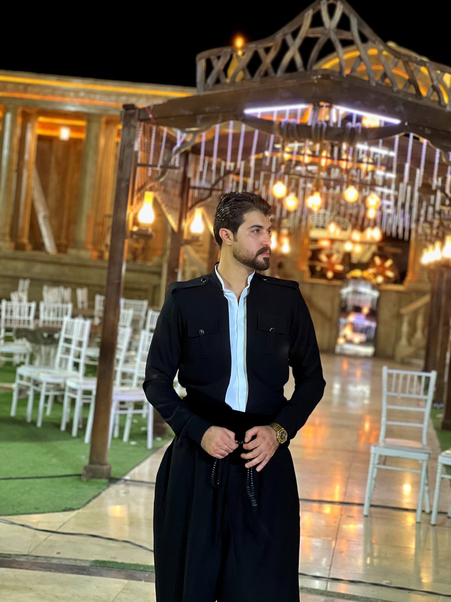 blck_midwinter's tweet photo. بەلە زەماوەن
VS
دوای زەماوەن https://t.co/WTurlYOZLB
