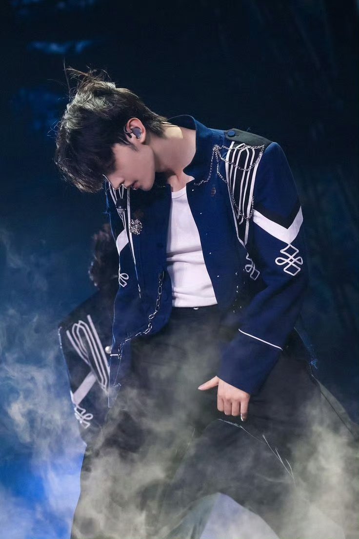 250827

WTL moments 

#SUNGHOON #성훈 #ソンフン
#ENHYPEN_SUNGHOON 
#엔하이픈_성훈