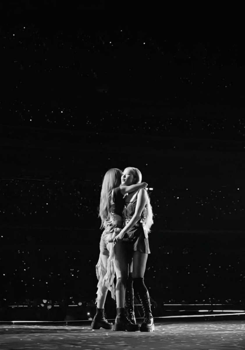 This CHAELISA shot is wild🥹