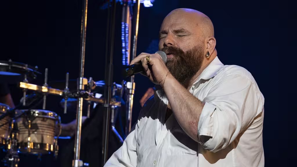 franceinfo_cult's tweet image. &quot;Quand j&apos;avais 8 ans, Charles Aznavour m&apos;a fait monter sur scène&quot; : le questionnaire de Proust de Thomas de Pourquery, musicien, chanteur et acteur #ThomasdePourquery #jazzmusic 
franceinfo.fr/culture/notre-…