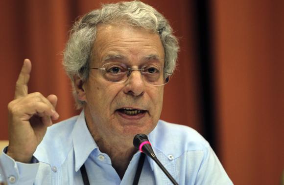 IlsyCabrera's tweet photo. Uno de los más prestigiosos intelectuales del mundo y gran amigo de #Cuba , Frei Betto cumple años. 

Un fuerte abrazo. https://t.co/WlrZdUGQdH