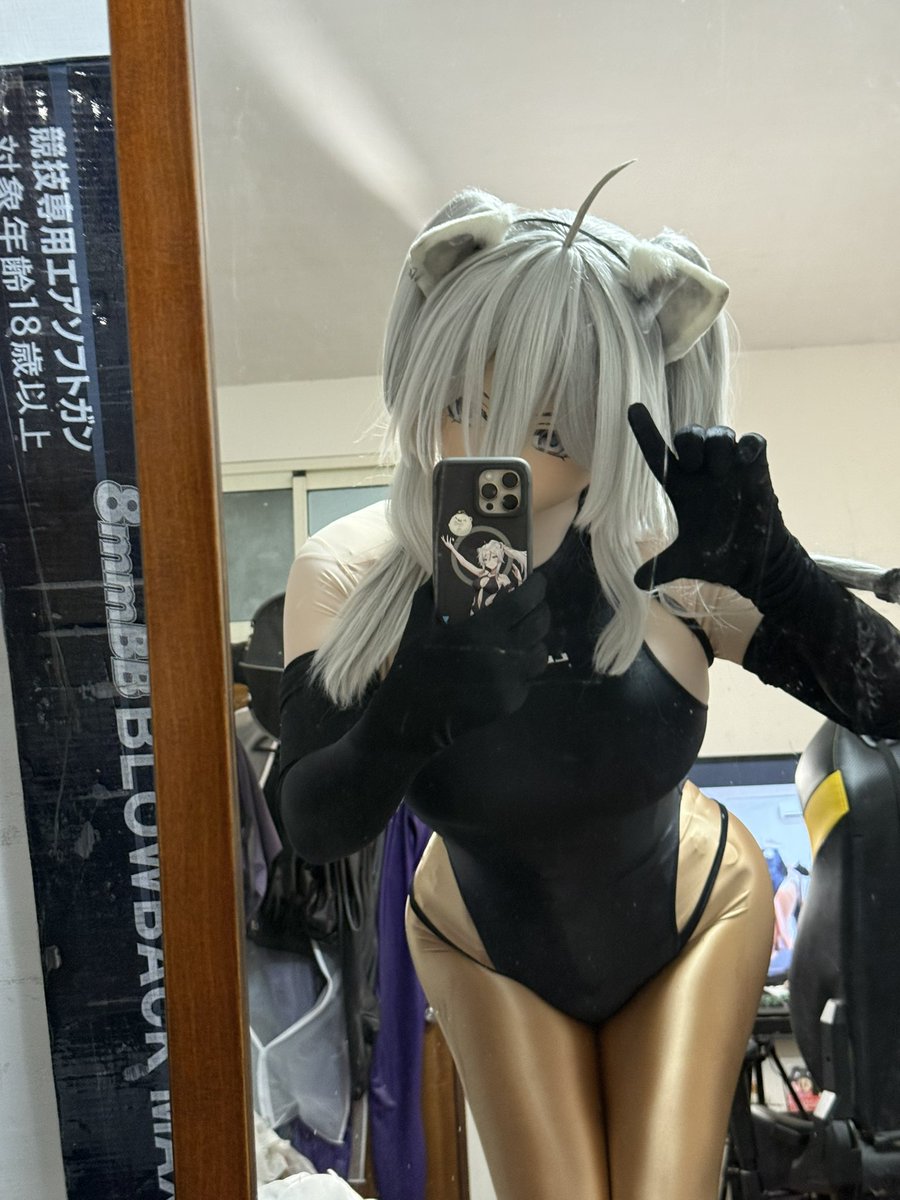 mabi08270's tweet image. 犀牛盾合作手機殼
這次終於痛心下手了

不是排球！ 是SSRB

#ししらーと
#SSRB