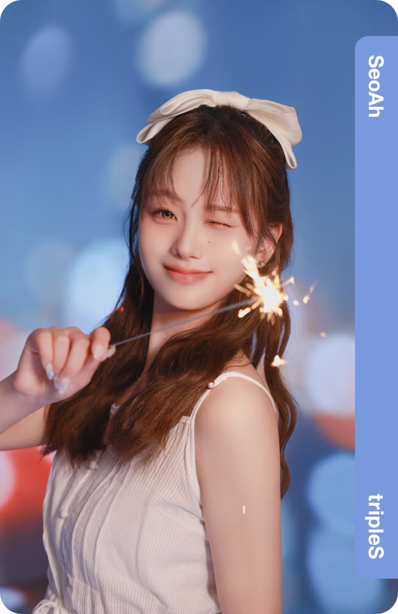 [📸] Set de verão (Night ver.) da SeoAh.

#tripleS #트리플에스 #SeoAh #서아