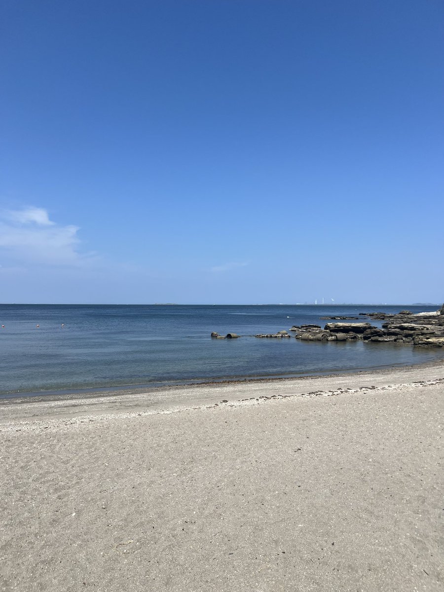 ribbbon's tweet photo. とっても素敵な海。
今日は自然から学んできます！
深く潜る！ https://t.co/AKtvrq6Pbo