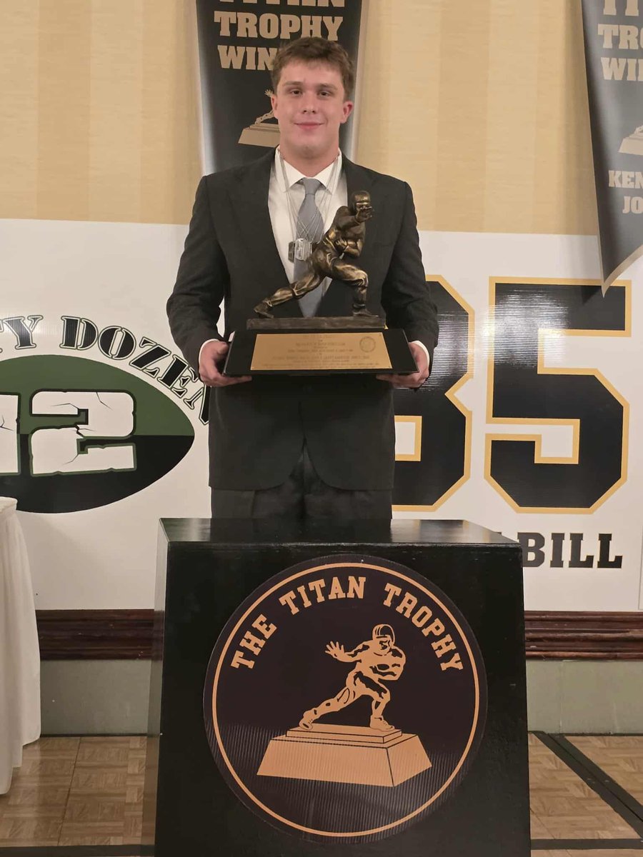 Congrats to Slade Keesee <a href="/sladeykeezy/">Slade Keesee</a> for being named the 2025 Titan Trophy Award Winner for the area's top rising senior player!