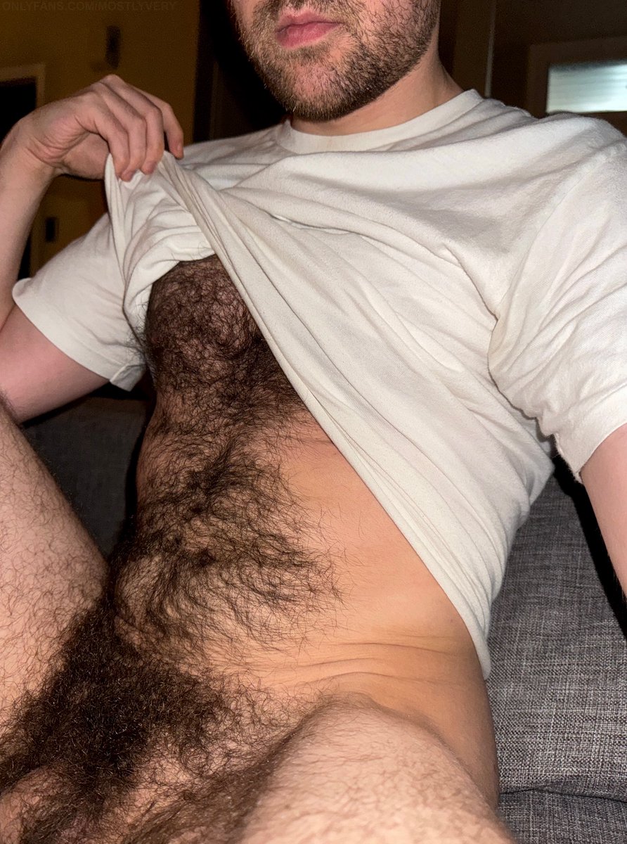 MostlyVery tweet media