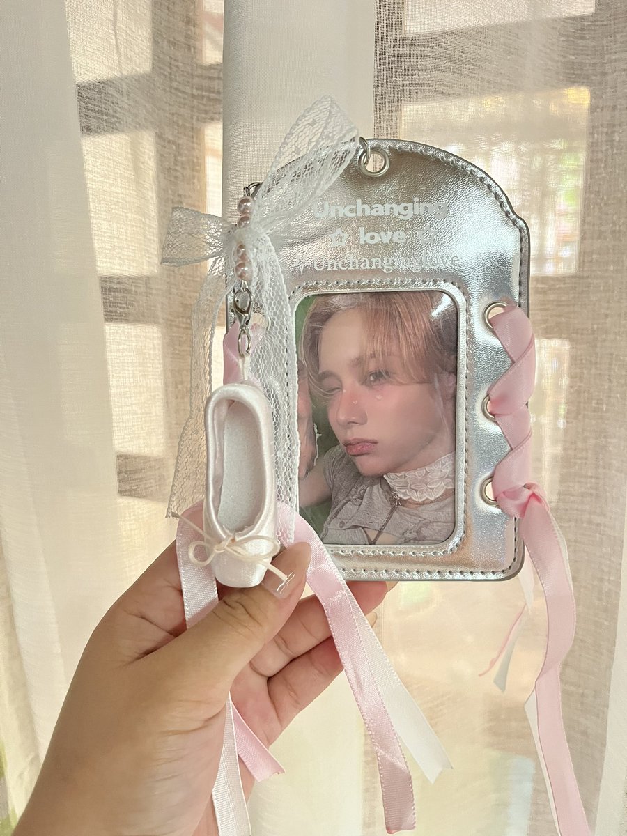 𝒈𝒓𝒂𝒄𝒆 𝘪𝘴 𝘴𝘦𝘦𝘪𝘯𝘨 𝘹𝘭𝘰𝘷 𝘢𝘨𝘢𝘪𝘯 tweet media