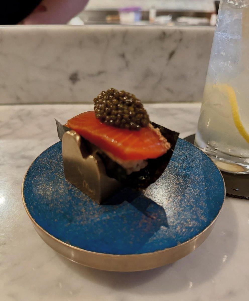 JeannieChoLee's tweet image. Haven’t been to Mari NYC in a few years and so happy to return to a wonderful menu filled with delicious hand rolls! Korean makgeolli (rice wine) works very well with most of the rolls!

#michelinstar #foodandwine #FoodLover #FoodPorn #Foodie #InstaFood #Foodstagram