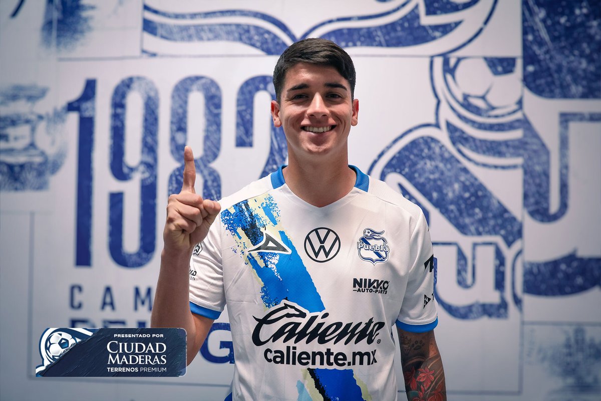 ✅😎

Oficial la llegada de Angelo Araos a la Franja. 🔵⚪
