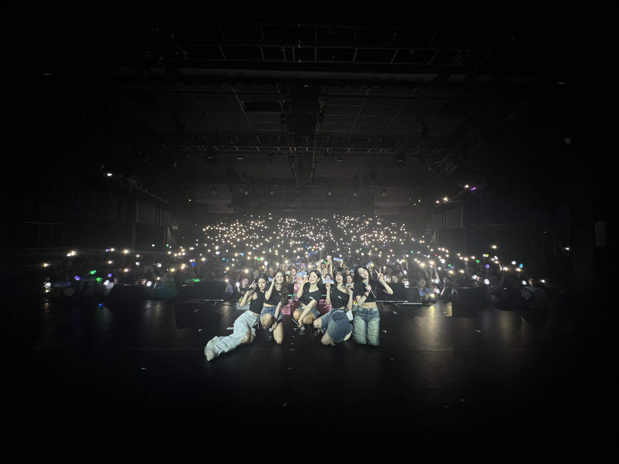 GzVIsdWa4AAjW94?format=jpg&name=large