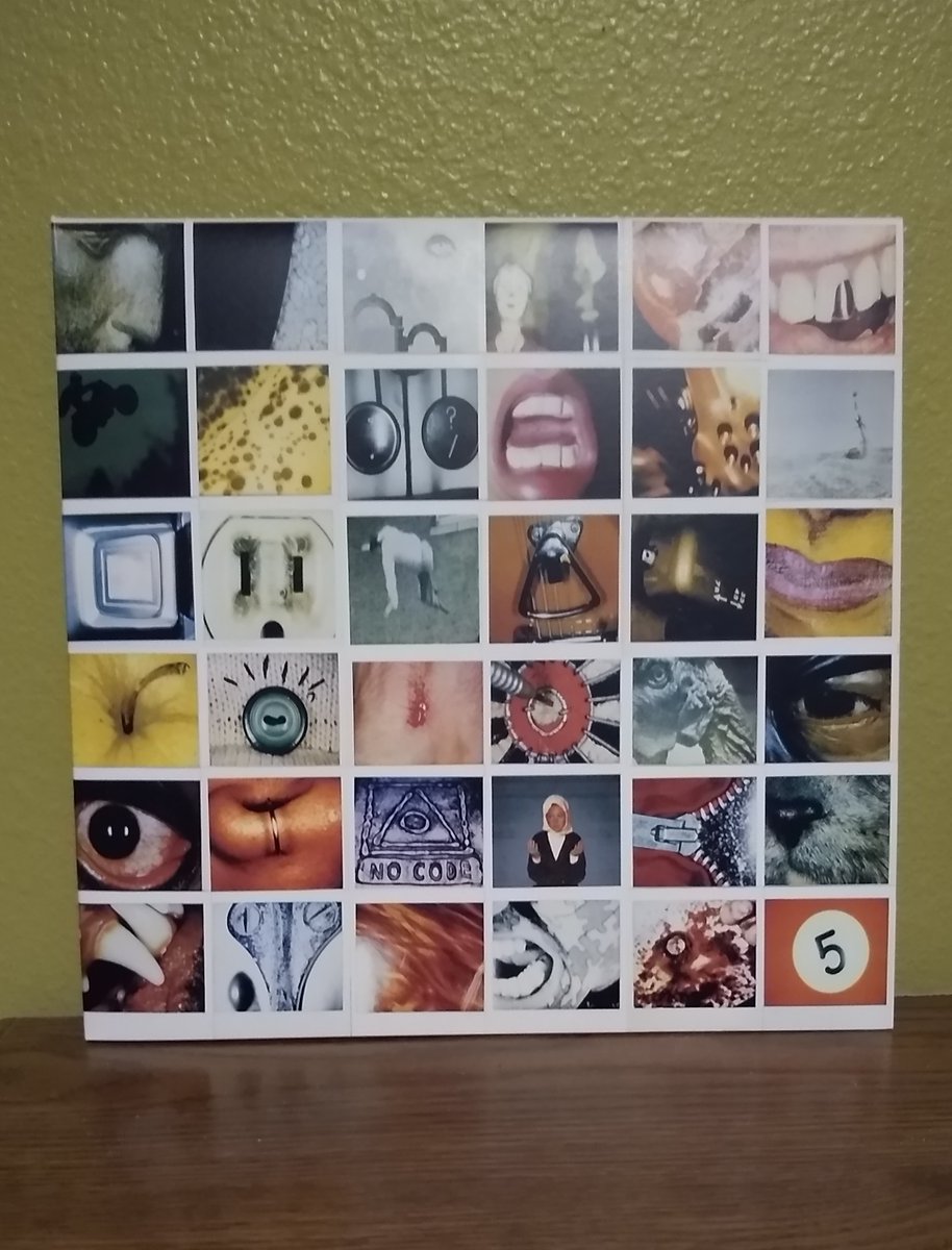 Happy birthday to my favorite Pearl Jam album, No Code.

Released August 27, 1996.