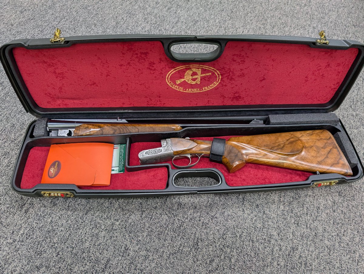 CleaverFirearms's tweet photo. Chapuis Double Rifles in 30/06 & 9.3x75R, with Extractors or Ejectors, High Grade Timber Stock & Forend, Engraved, Single Trigger & Cased.....
#chapuis #doublerifle #engraved #africa #classic #highgrade #safari #opensights #singletrigger #cased #biggame https://t.co/o040y0g1LV