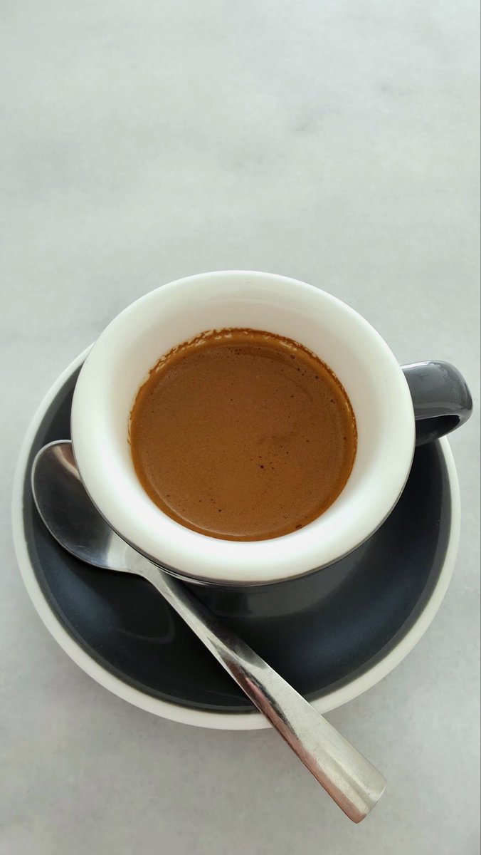 ﴿ وَأَشرَقَتِ الأَرضُ بِنورِ رَبِّها ﴾.

كل شيء يولد مع « الصباح » 
البركة ، الأمل ، النجاح ، السعادة 
قصه الأمس انتهت وقصة اليوم بدأت..صباح البدايات الجميلة..

#صباح_الخير