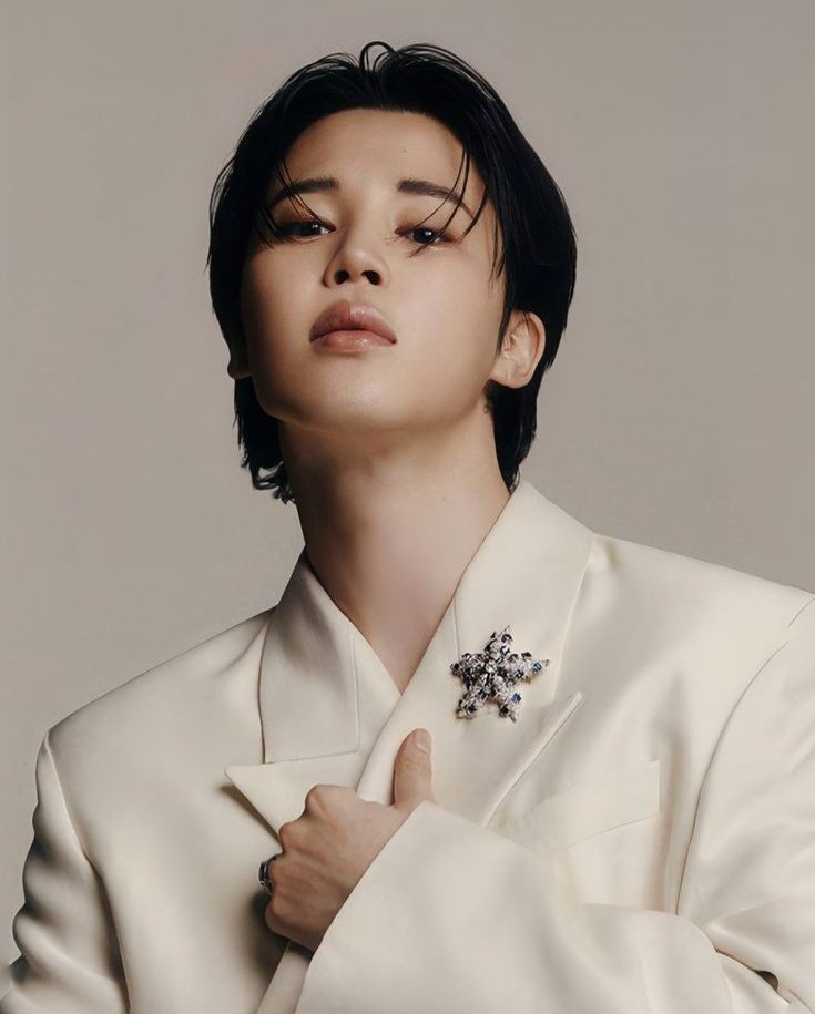 Can I get 1K replies?? 
LET'S CLEAR THE WHOLE TL 🔥🔥
Nd if u see this then reply...

WE LOVE YOU JIMIN 
WITH JIMIN TILL THE END
NOW AND FOREVER WITH JIMIN
