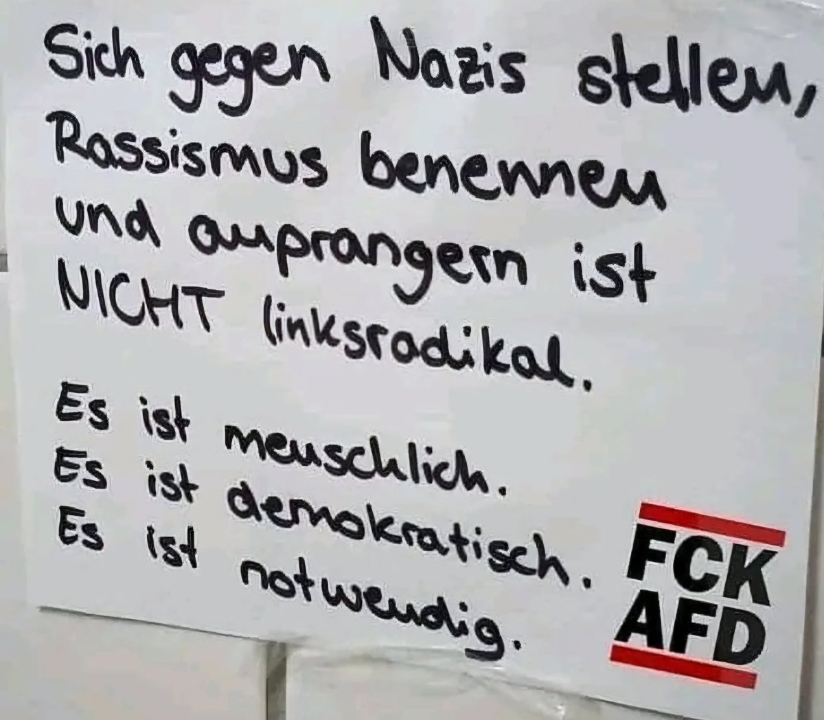 Guten Morgen alle ☕️☕️☀️

Ich wünsche euch einen wunderschönen Tag ❤️

Und auch heute heißt es wieder:

Lasst uns zusammen alles tun damit die Faschisten der #fckafd keine Macht über unser schönes Land bekommen.

#FCKNZS