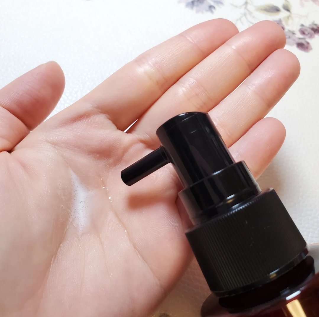 risapon_ar's tweet image. La CASTA　スキャルプエフェクター✨
医薬部外品の薬用スカルプローション！
スーッとした清涼感が広がって、シャキッと整う使い心地🩵
頭皮マッサージにもぴったり🤗
フローラルハーブの良い香りでリラックス🌿
@LaCASTA_jp
#PR #ラカスタ #lacasta #育毛剤 #スキャルプケア #頭皮ケア