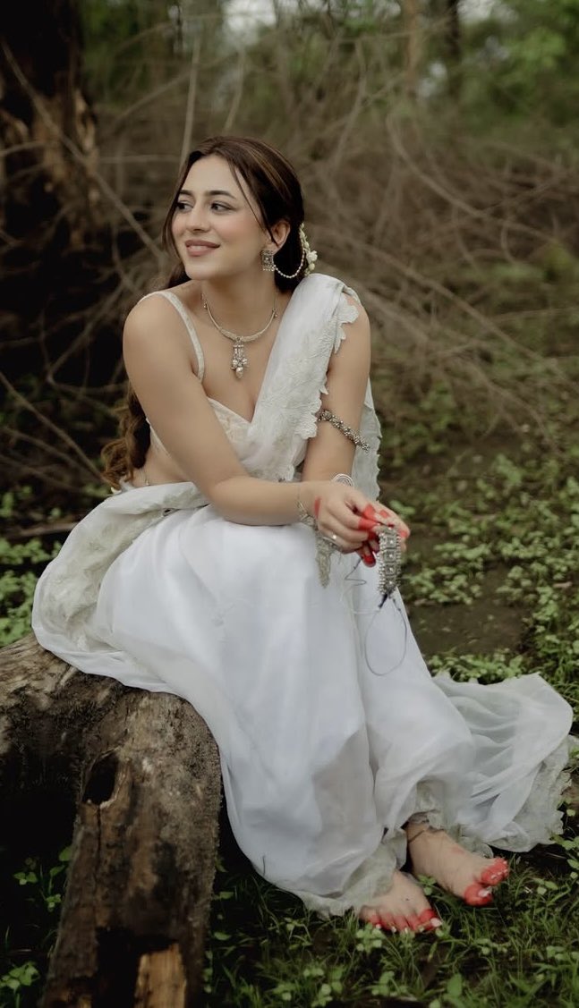 GzVOqImXAAASN7l?format=jpg&name=medium