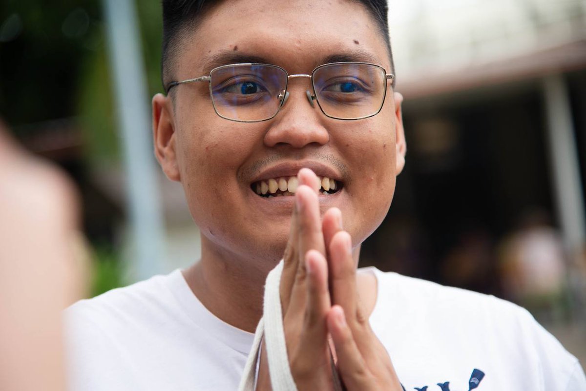 iLawFX's tweet photo. ปล่อยตัวอีกคน!

ขนุน-สิรภพ อดีตนักศึกษาที่ถูกคุมขังในคดี #มาตรา112 จากการปราศรัยเรื่องบทบาทของกษัตริย์ที่แยกราชประสงค์ เมื่อปี 2563  เขาถูกคุมขังตั้งแต่ 25 มีนาคม 2567 วันจนถึงวันนี้(27 สิงหาคม 2568) รวม 521 วัน หรือ 1 ปี 5 เดือน 2 https://t.co/P5v7V765gP