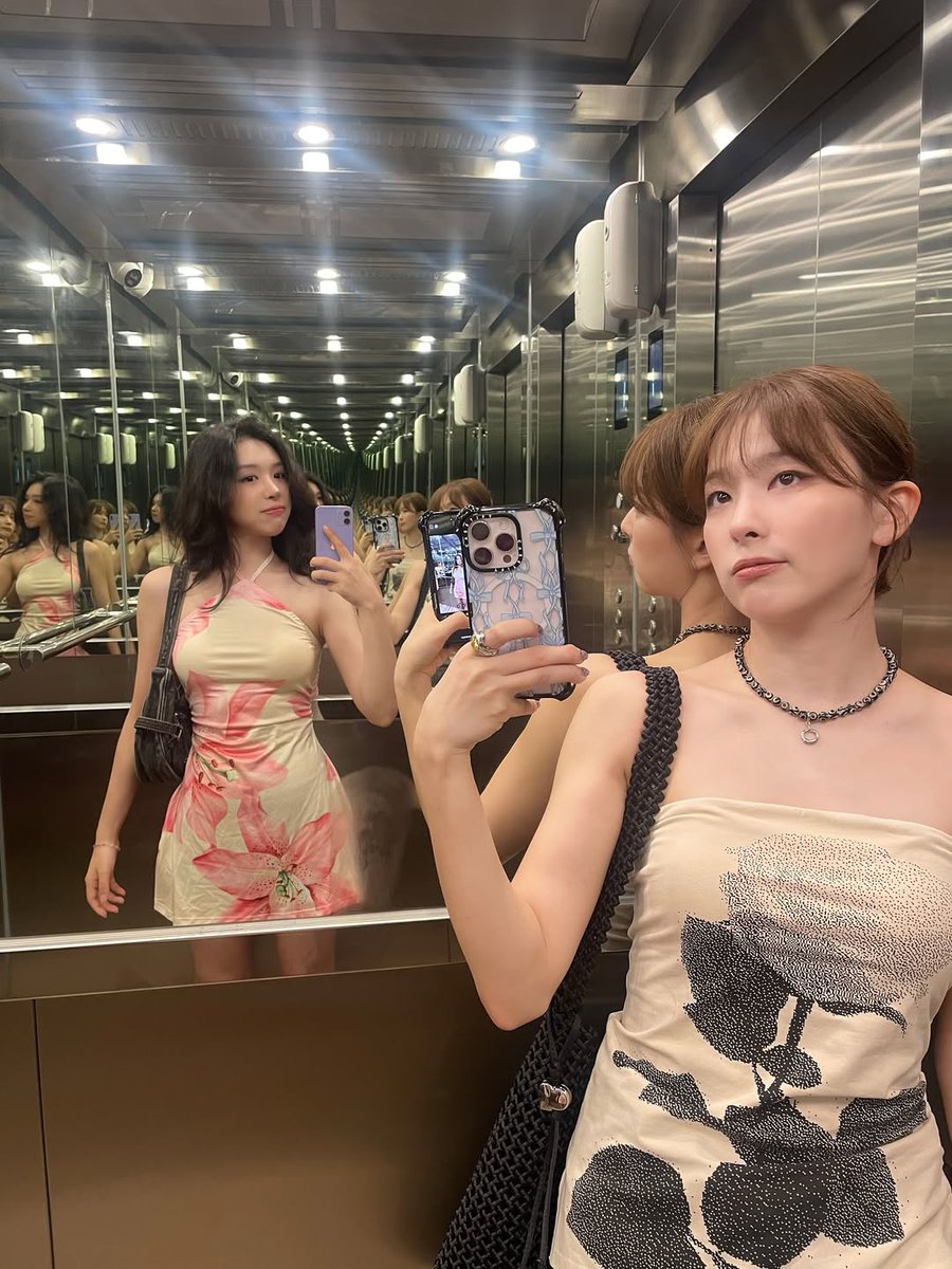 KSG Updates (@ksgupdates) on Twitter photo 250827 Sujin IG
"What Happened in Bali (2)"
instagram.com/p/DN2E8sXZD4G
#์ฌ๊ธฐ #SEULGI <a href="/RVsmtown/">Red Velvet</a> 250827 Sujin IG
"What Happened in Bali (2)"
instagram.com/p/DN2E8sXZD4G
#์ฌ๊ธฐ #SEULGI <a href="/RVsmtown/">Red Velvet</a>
