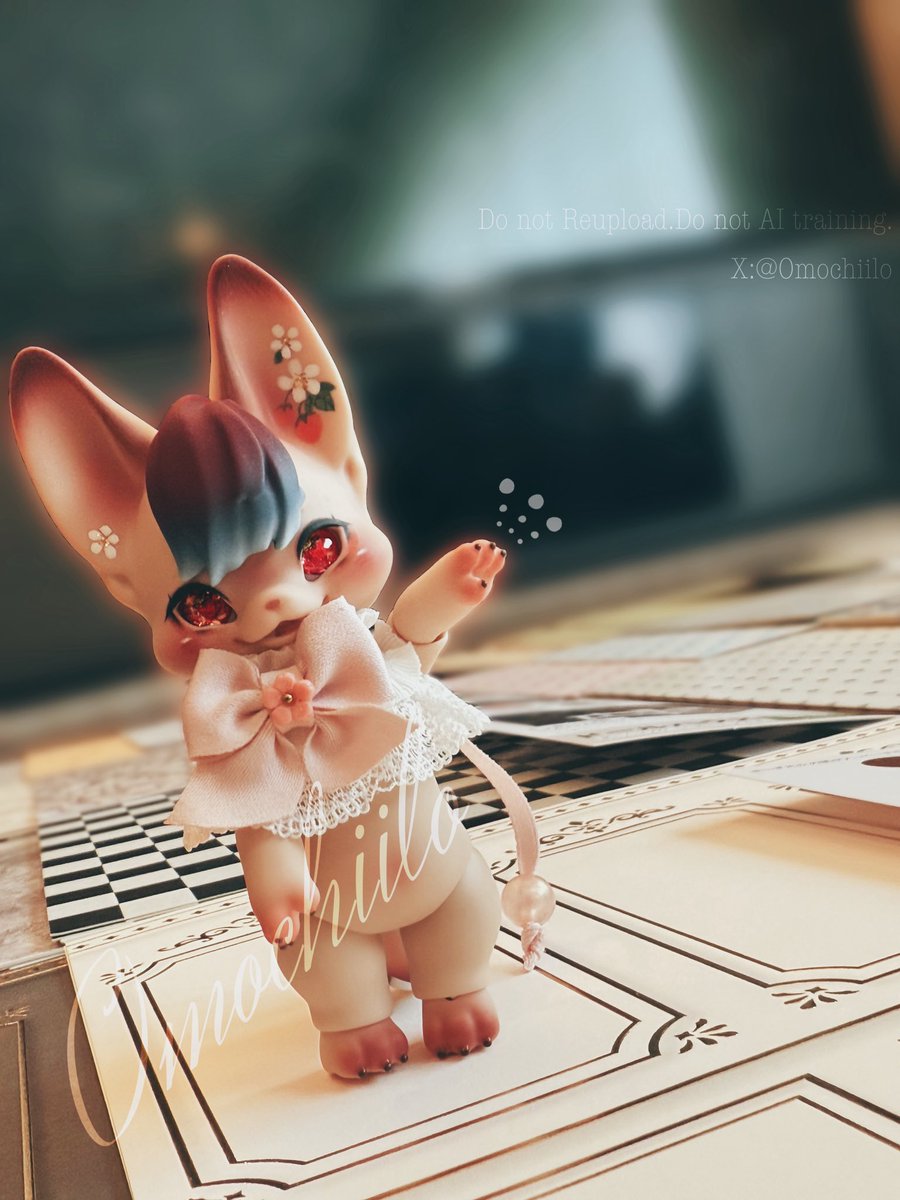 こちら壁床紙の整理を手伝ってくれた🍓くん
