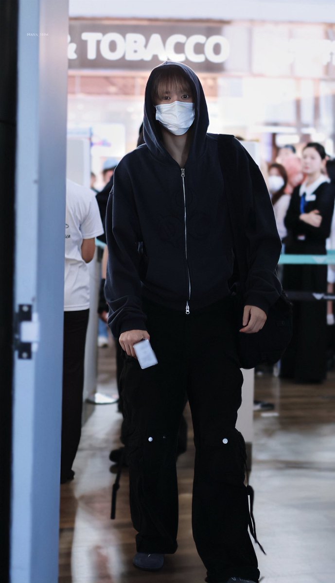 쓰레빠신고도 이런 비율인거 진짜 경이롭다