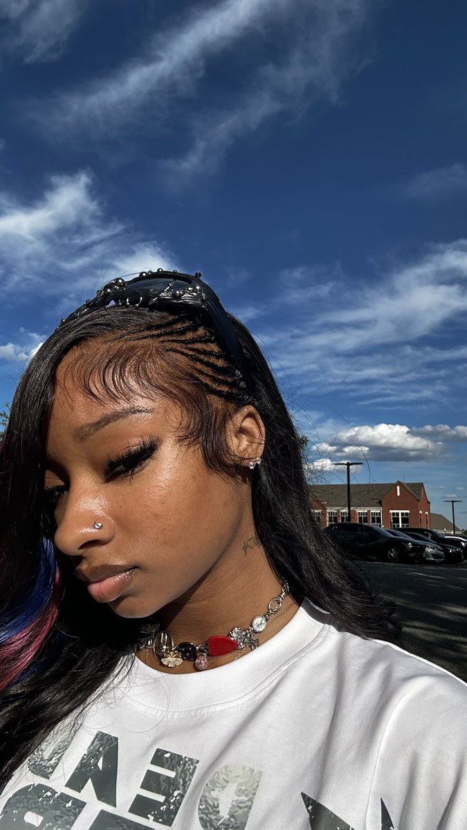 b_duhhhh's tweet photo. wig so t https://t.co/N4190nxcKX