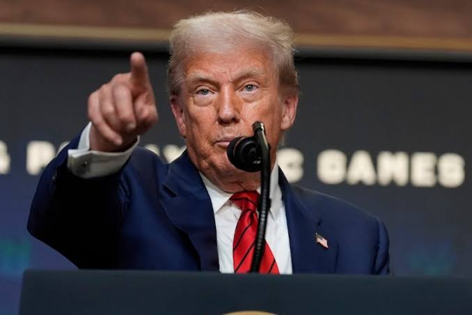 🔴 Trump: Çok yakında Fed’de çoğunluğu alacağız.

🔴 Faizi biraz düşürmeliyiz, bu olunca konut piyasası canlanacak, her şey harika olacak.