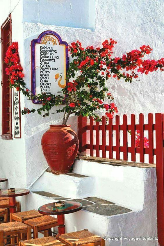 Καλημέρα ❤️G morning

❤️Lovely little cafe in Sifnos island, Cyclades, Greece ❤️