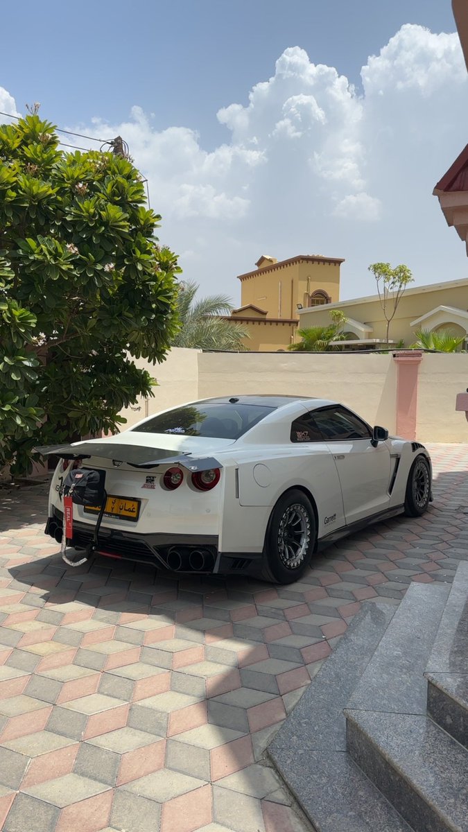 日本侍🗡️🥷
Nissan GTR35