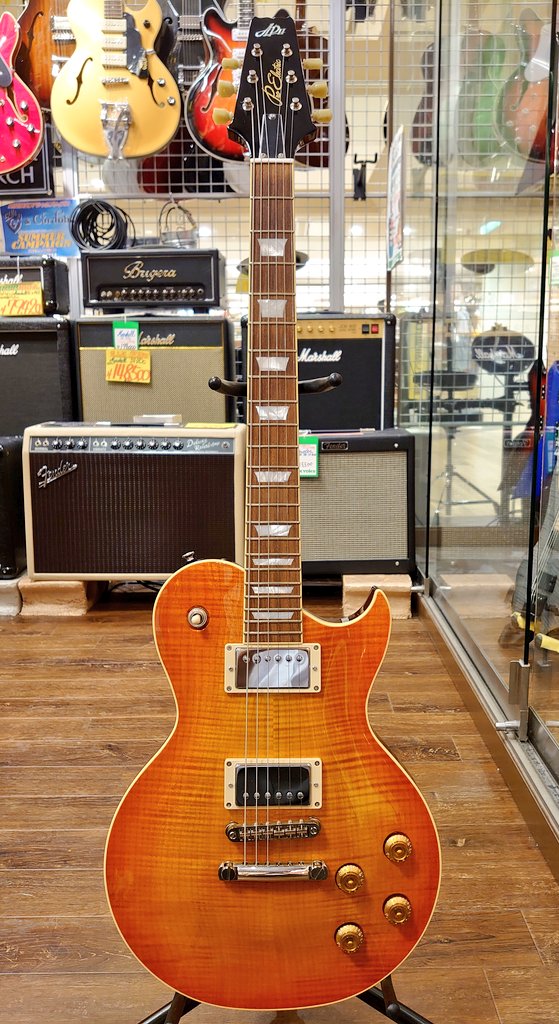 AikyokuOfficial's tweet photo. 🌾アピタ稲沢店🌾

#APII PE-8440CR Ice Tea Burst

日本製の底力を惜しみ無くつぎこんだクオリティの高さ、美しさは流石の一言✨
ミドルがしっかり感じられ、音の立ち上がり、クリアさも最高⭕
即戦力な1本です‼️

お試しあれ😆👍️➰

#ギター https://t.co/2WpBA8ciK3